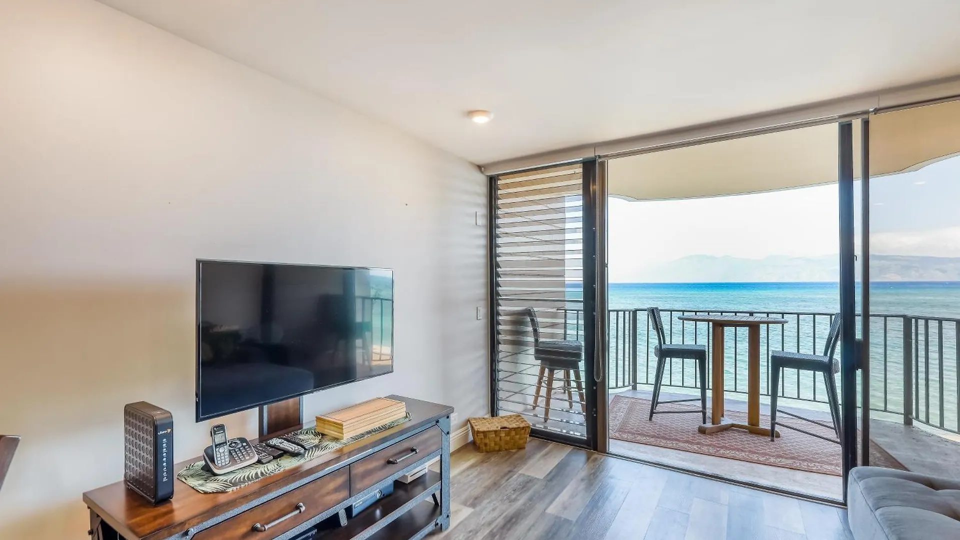 Kahana Reef Oceanfront Condos
