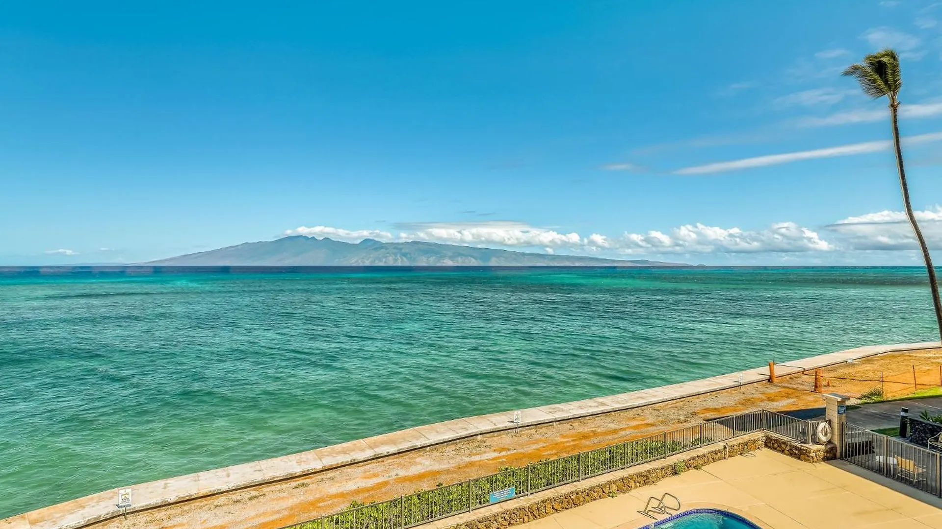 Kahana Reef Oceanfront Condos 0*,
